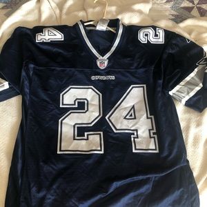 Marion Barber cowboys jersey